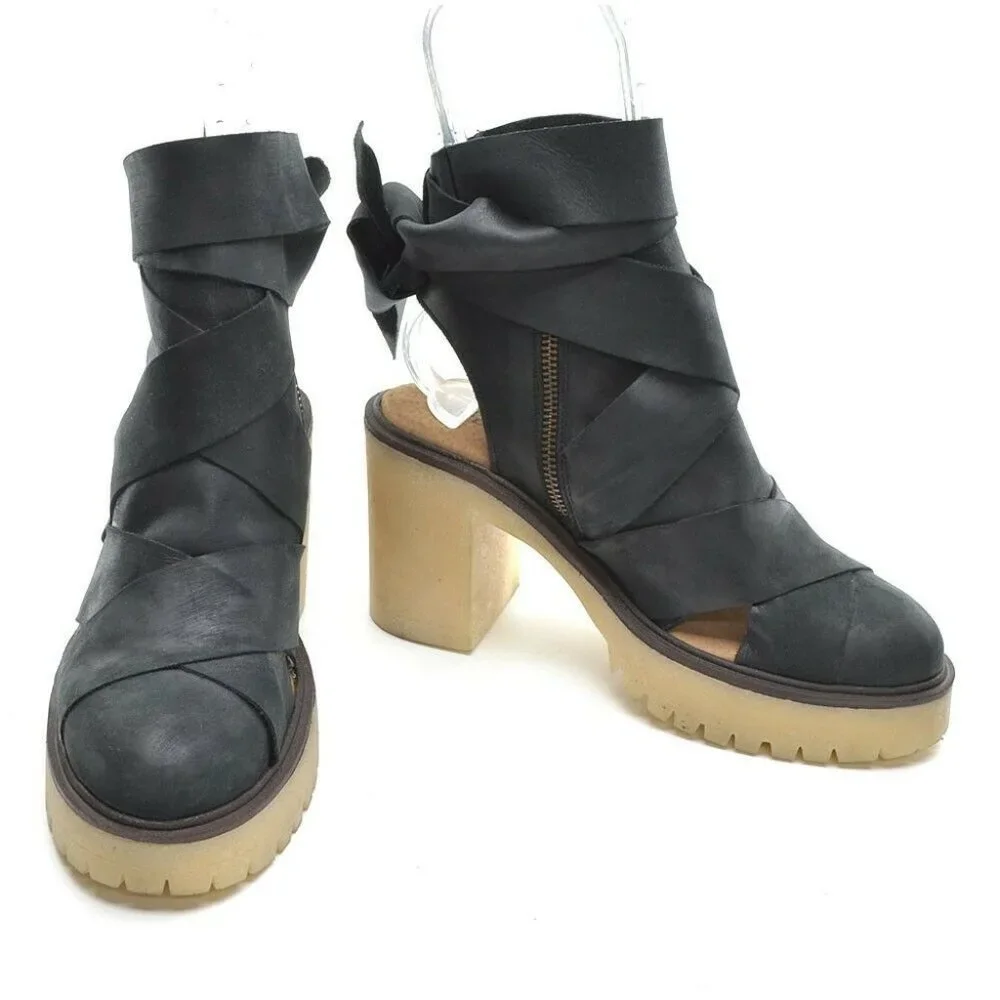 Free People Blake Black Platform Sandals 38 New in Box